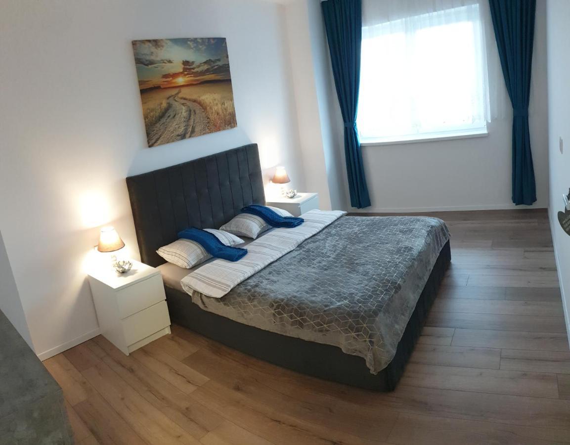 Iosia Apartment 203 Oradea Dış mekan fotoğraf